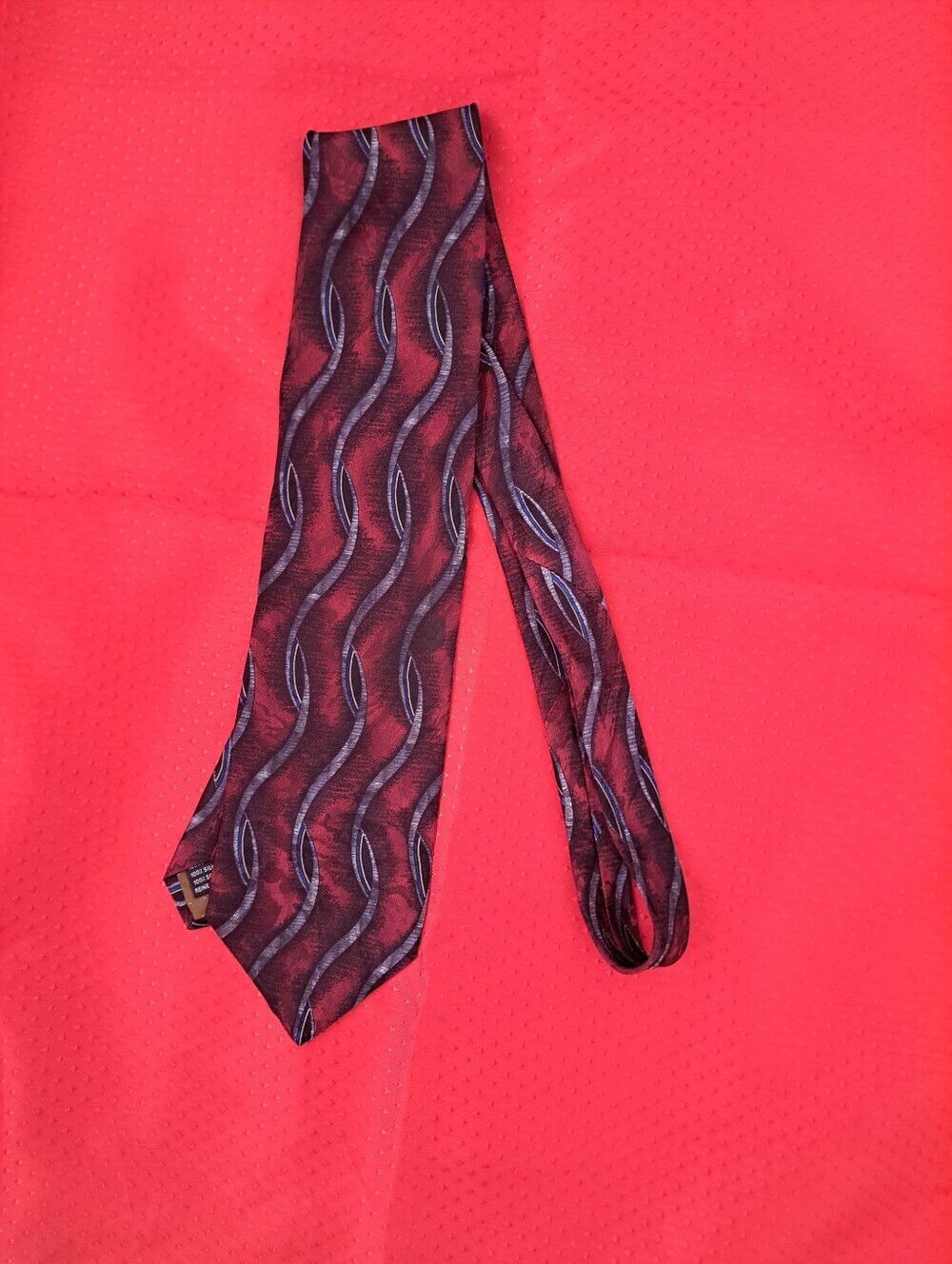 LOUIS ROTH Men's Burgundy Patterned Silk Tie with Charcoal Accents MADE IN ITALY